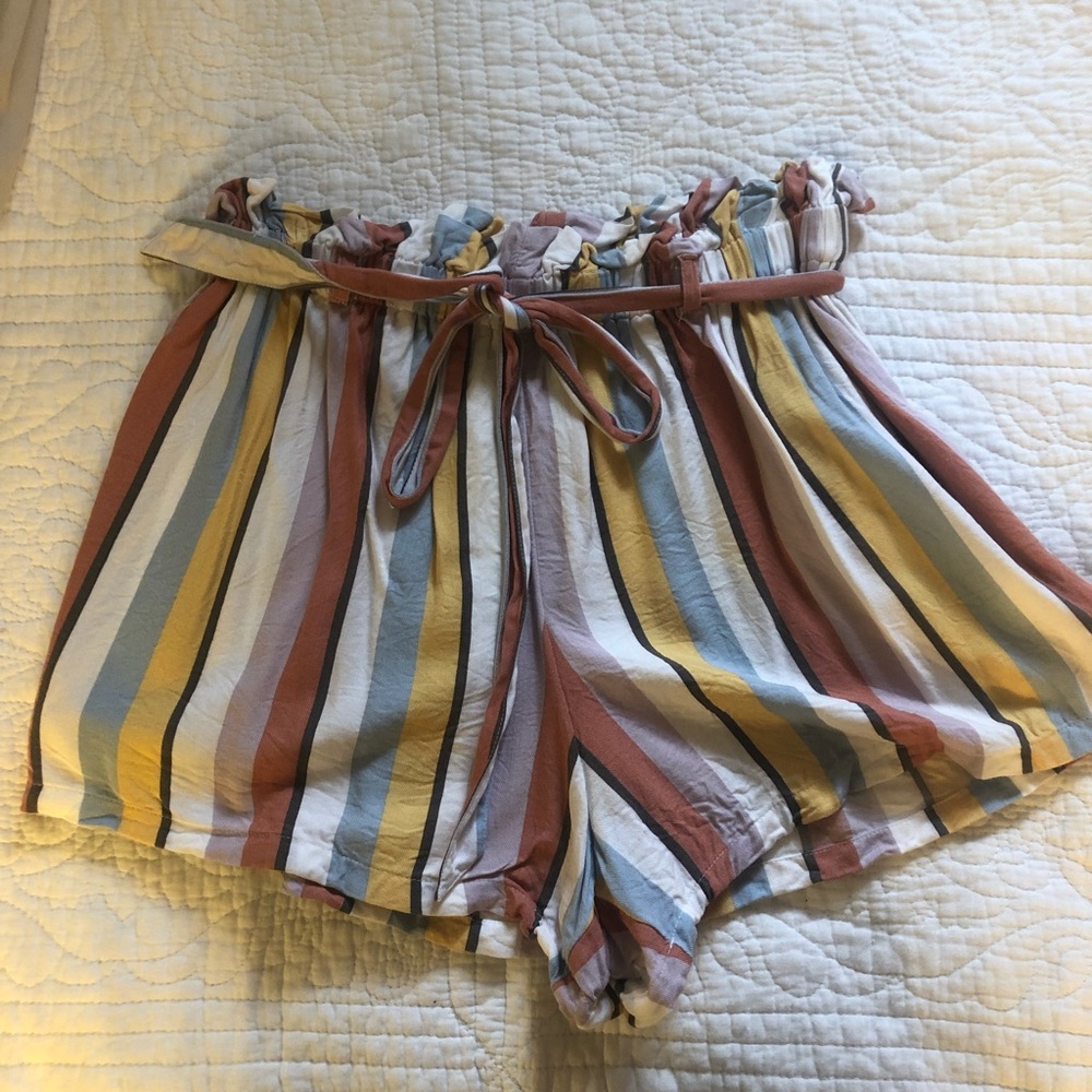 Hollister Flowy Shorts Hi Rise